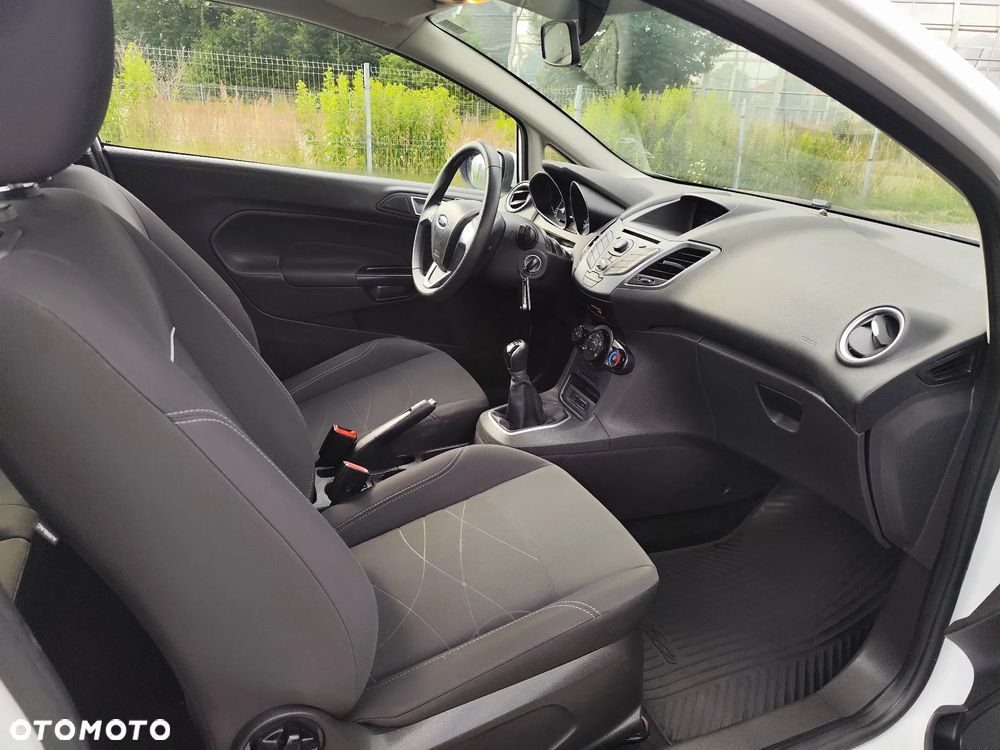 Ford Fiesta 1.25 Champions Edition - 6