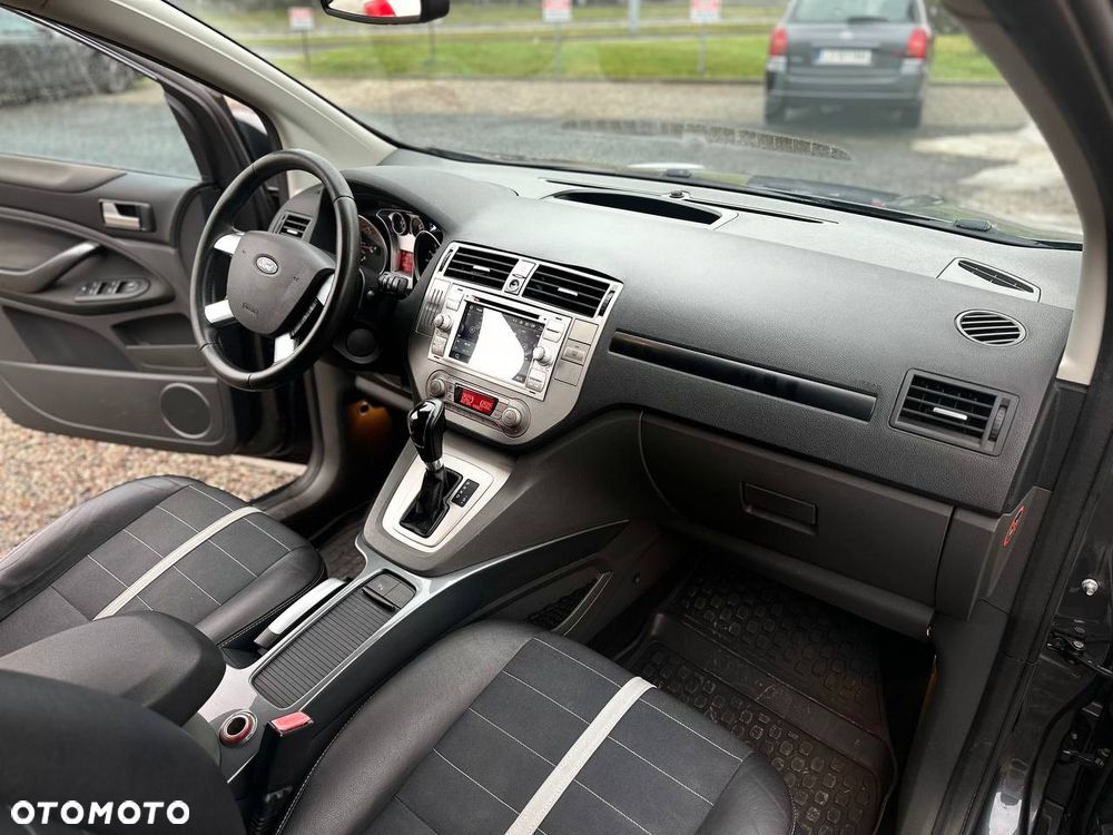 Ford Kuga 2.0 TDCi 4x4 Titanium - 13