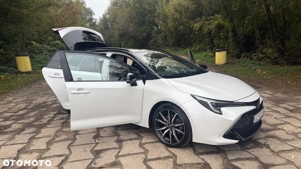 Toyota Corolla 2.0 Hybrid GR Sport - 18
