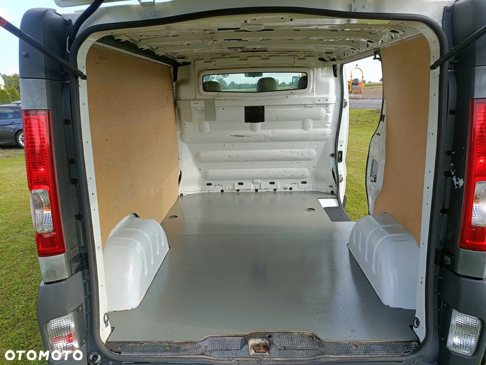 Renault Trafic - 2