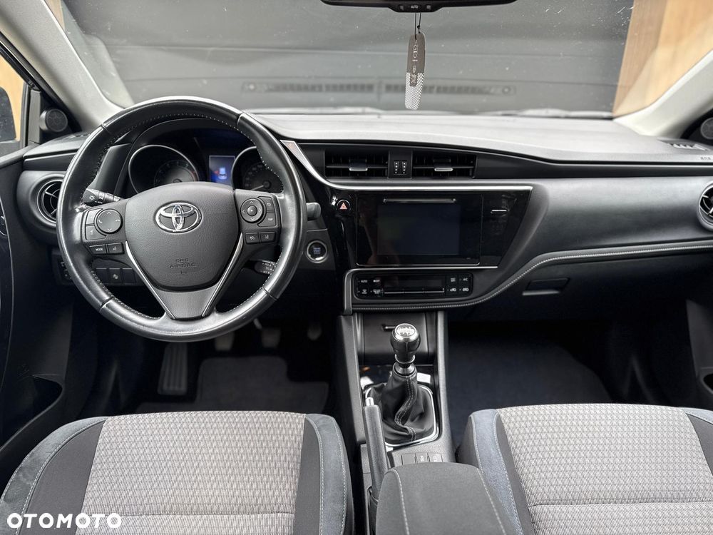 Toyota Auris 1.2 T Premium - 9