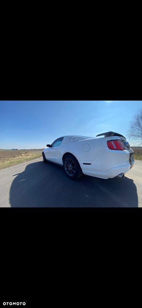 Ford Mustang 3.7 V6 Premium - 13