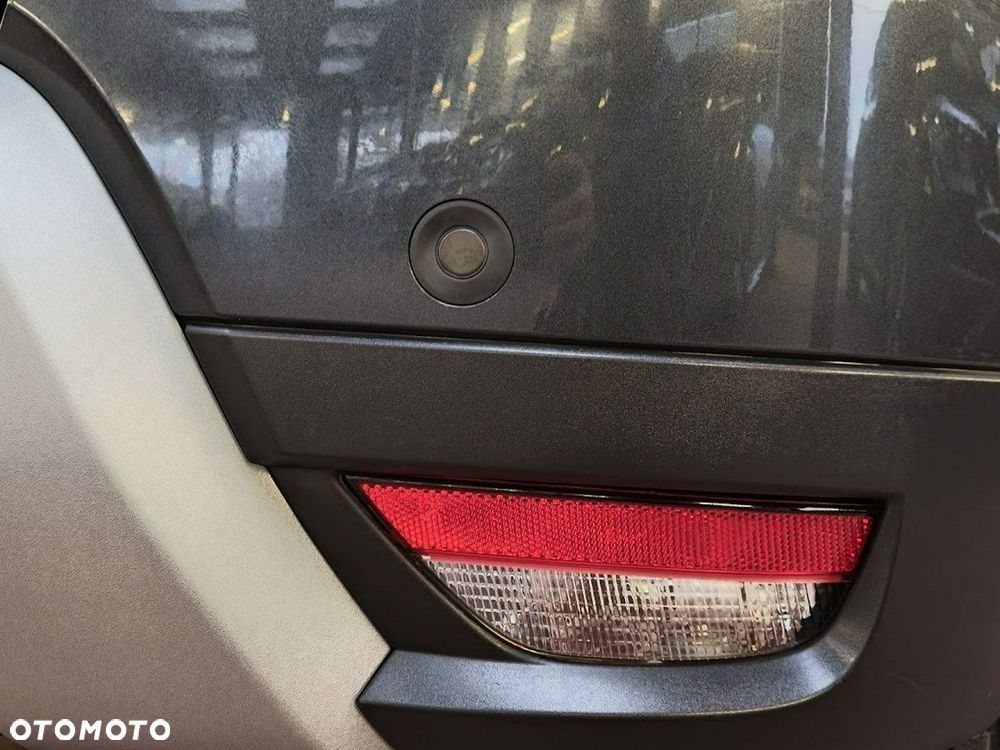 Dacia Duster 1.6 SCe Prestige - 10