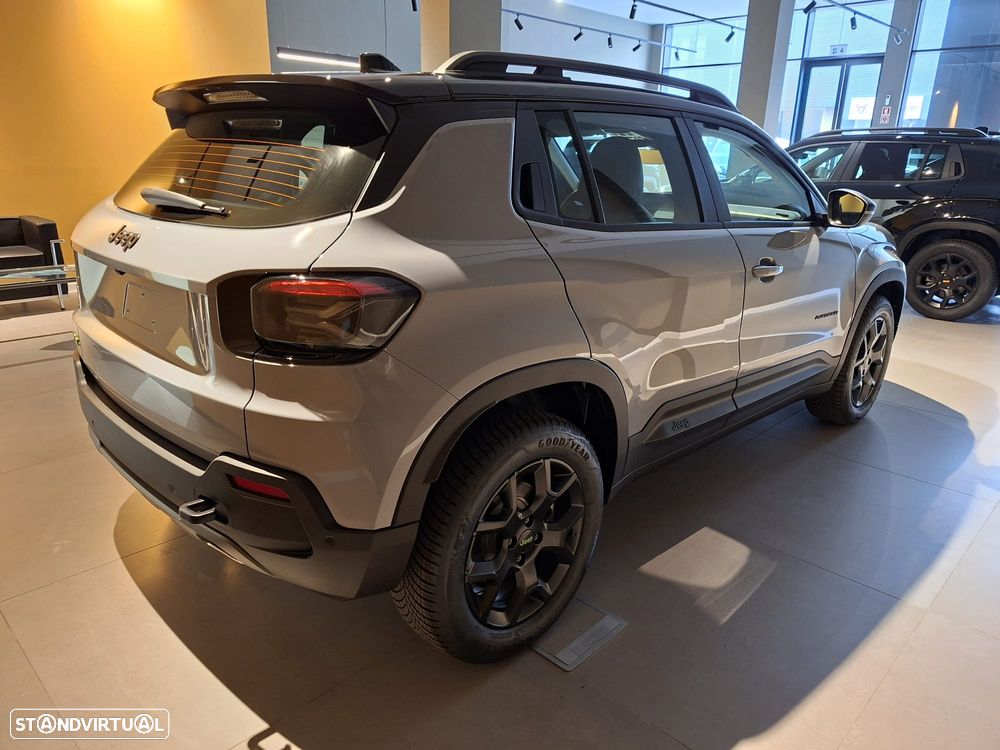 Jeep Avenger 1.2 4xe Hybrid eAWD Upland - 2