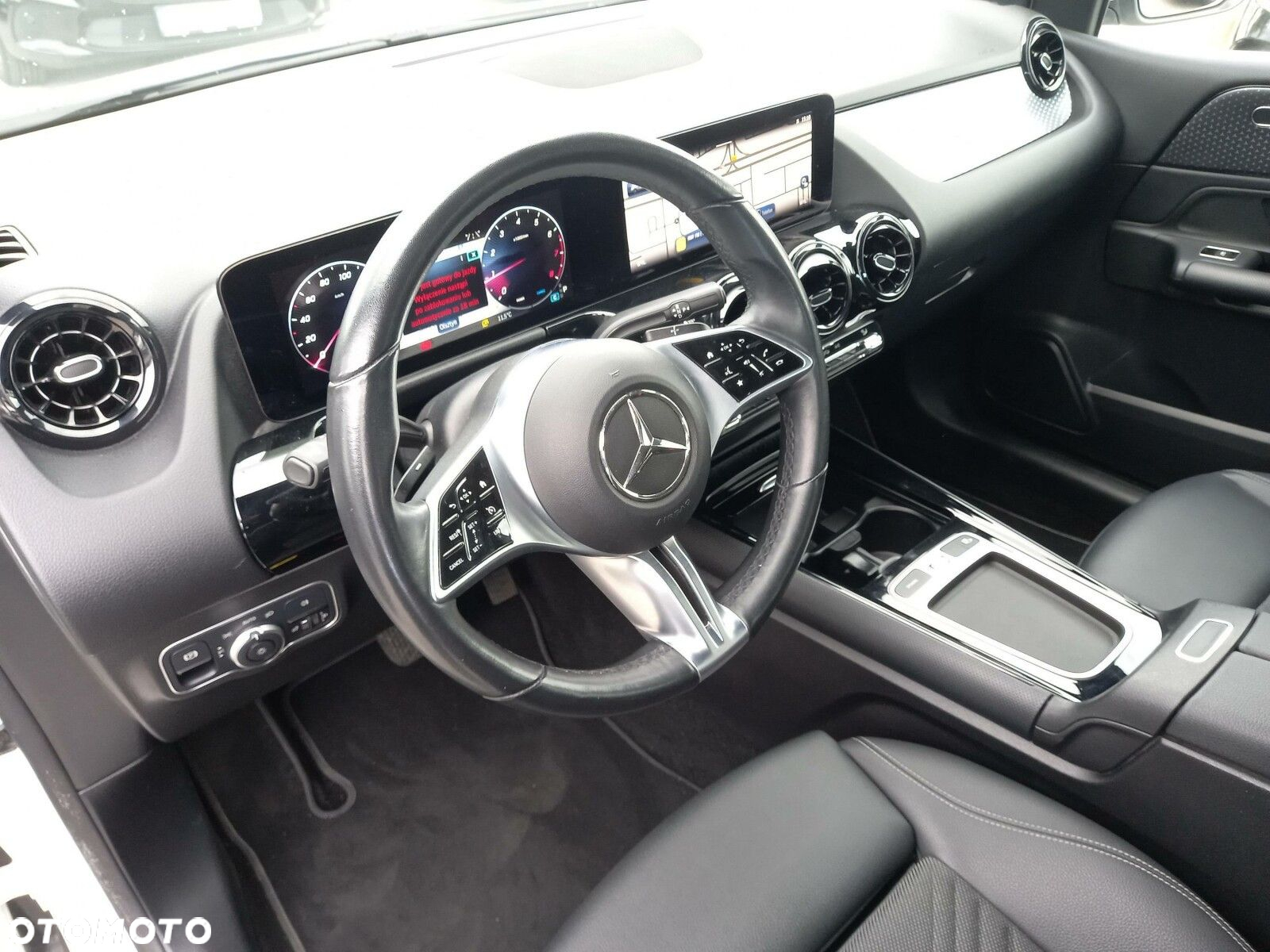 Mercedes-Benz Klasa B 200 7G-DCT - 13