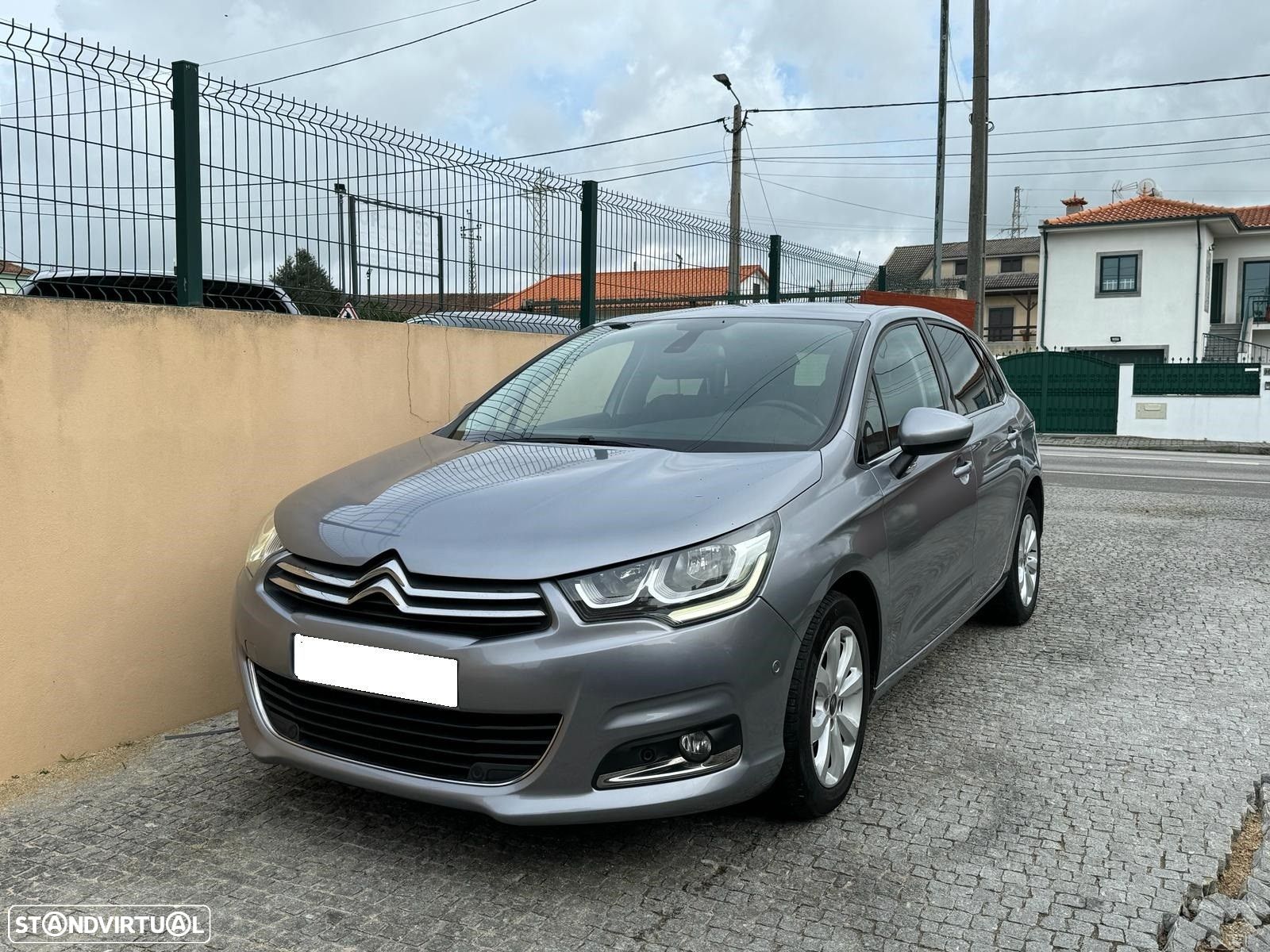 Citroën C4 1.6 BlueHDi Feel EAT6 - 1
