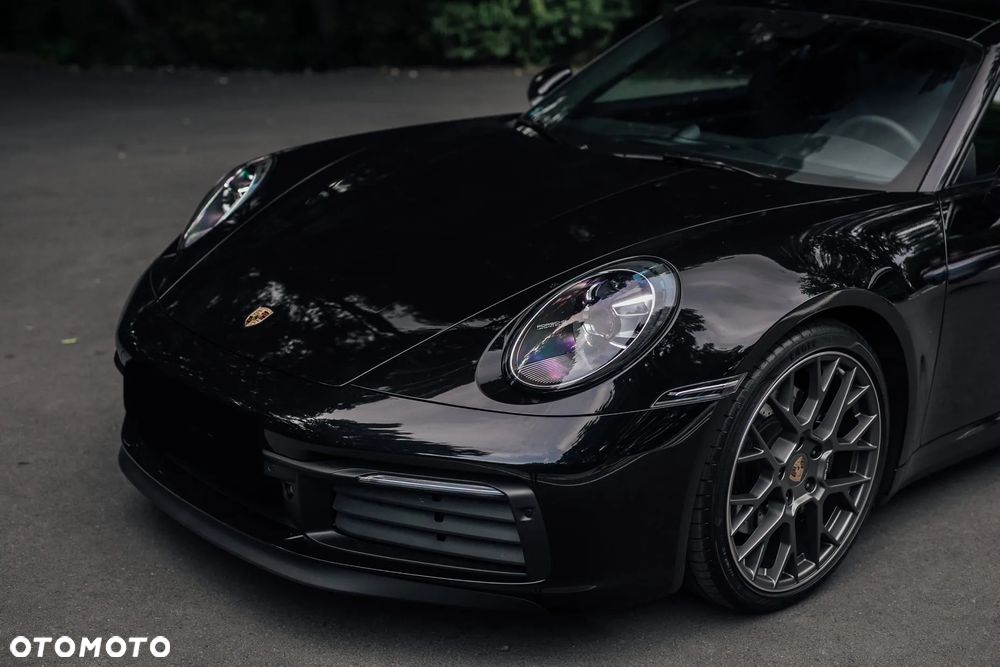 Porsche 911 Carrera 4S - 12