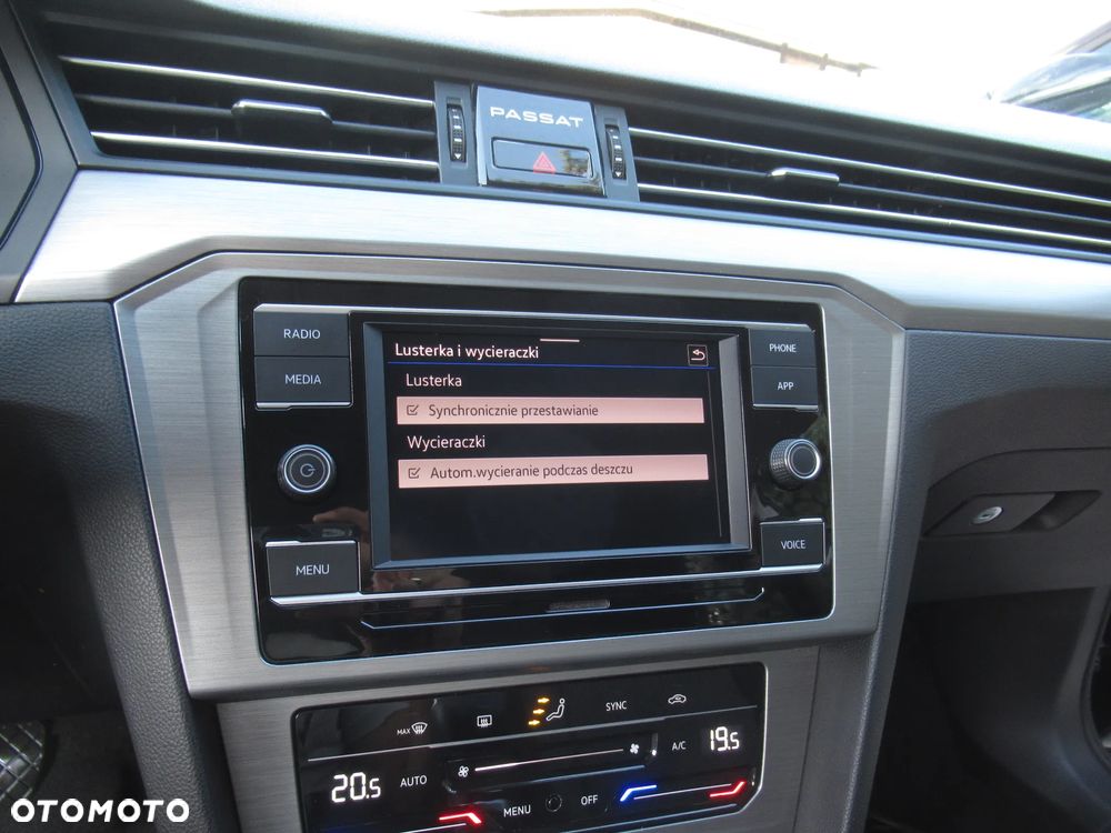 Volkswagen Passat 1.5 TSI EVO Essence - 24