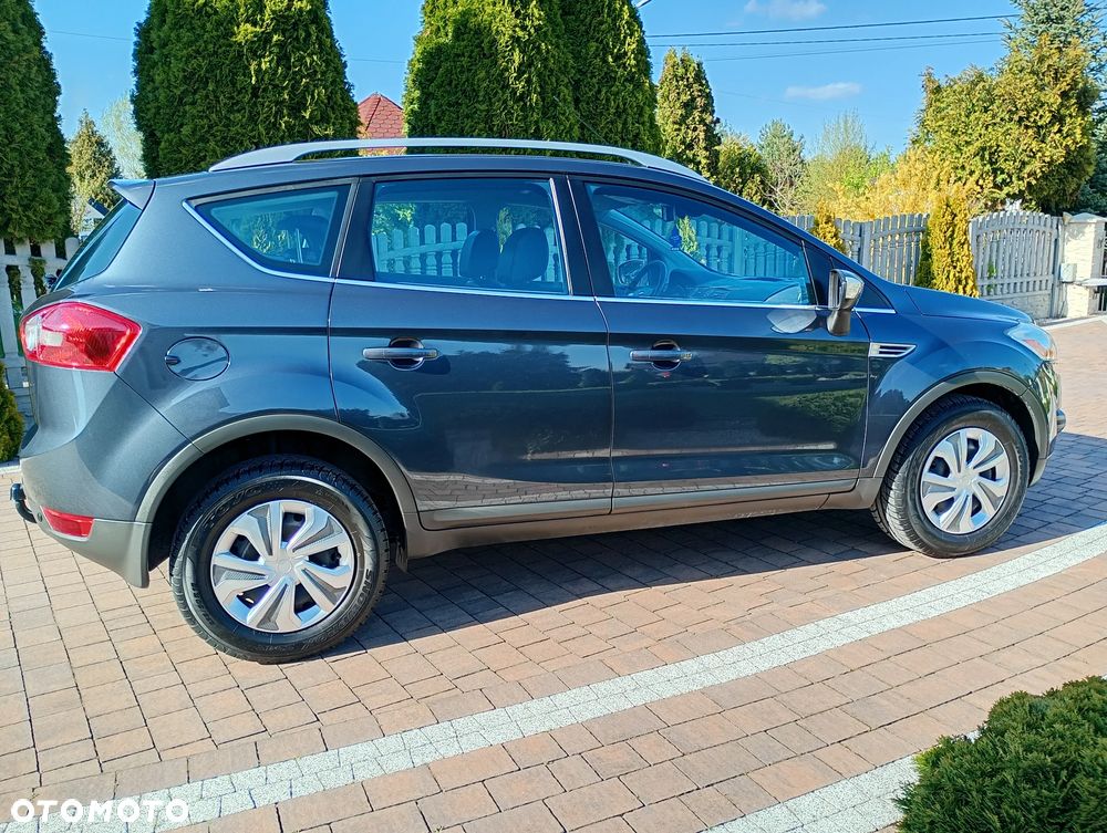 Ford Kuga 2.0 TDCi 4x4 Trend - 12