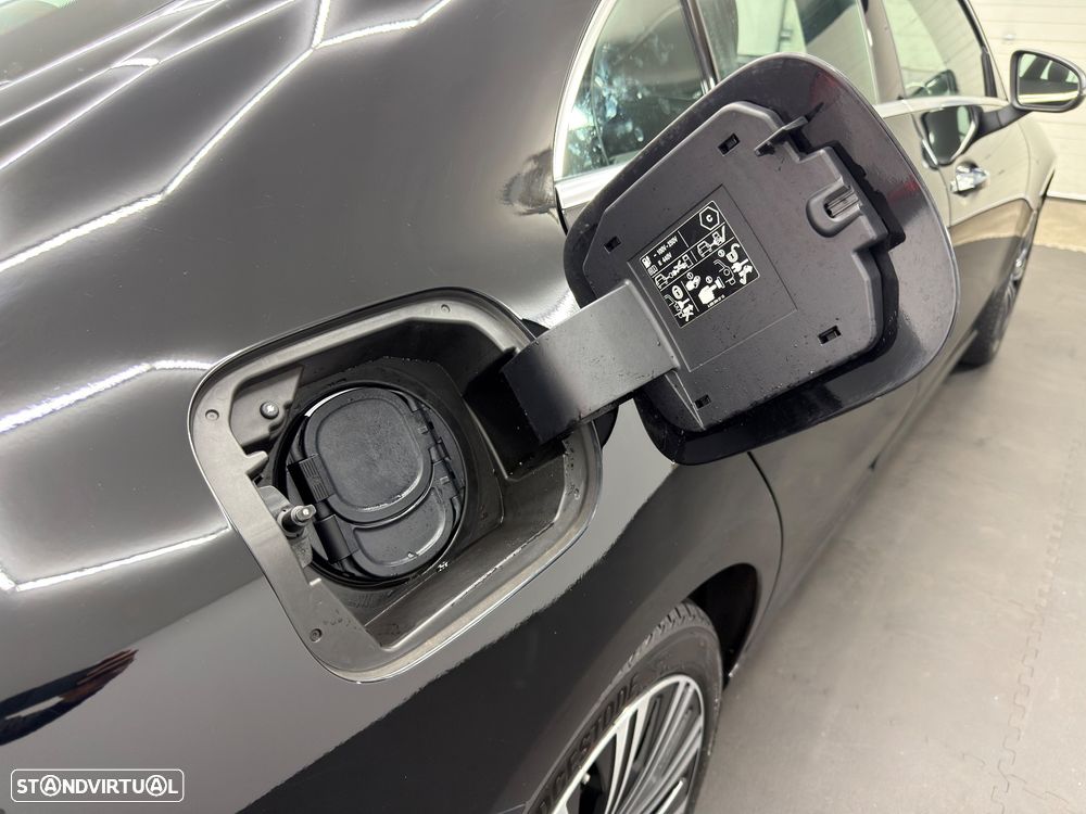 Mercedes-Benz CLA 250 e 8G-DCT Progressive Line Advanced - 27