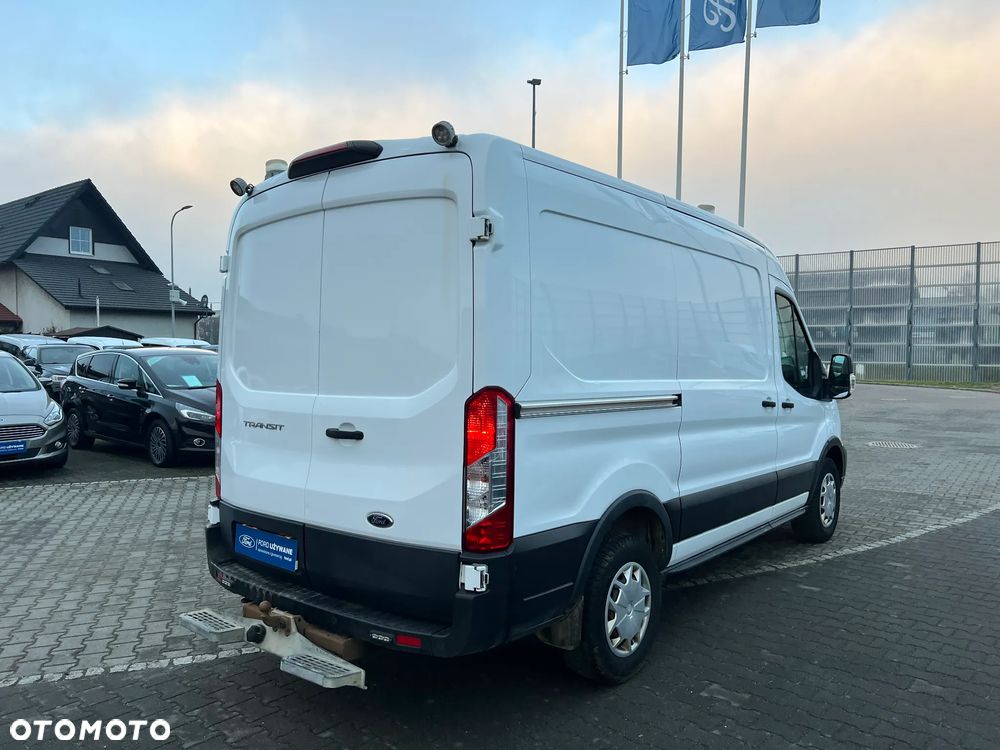 Ford Transit - 18