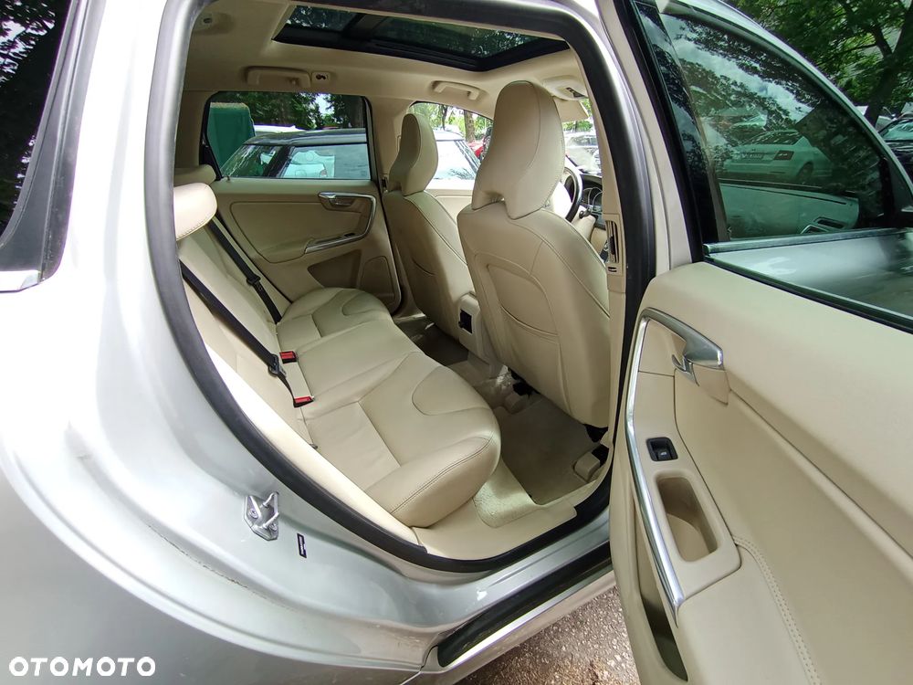 Volvo XC 60 - 20