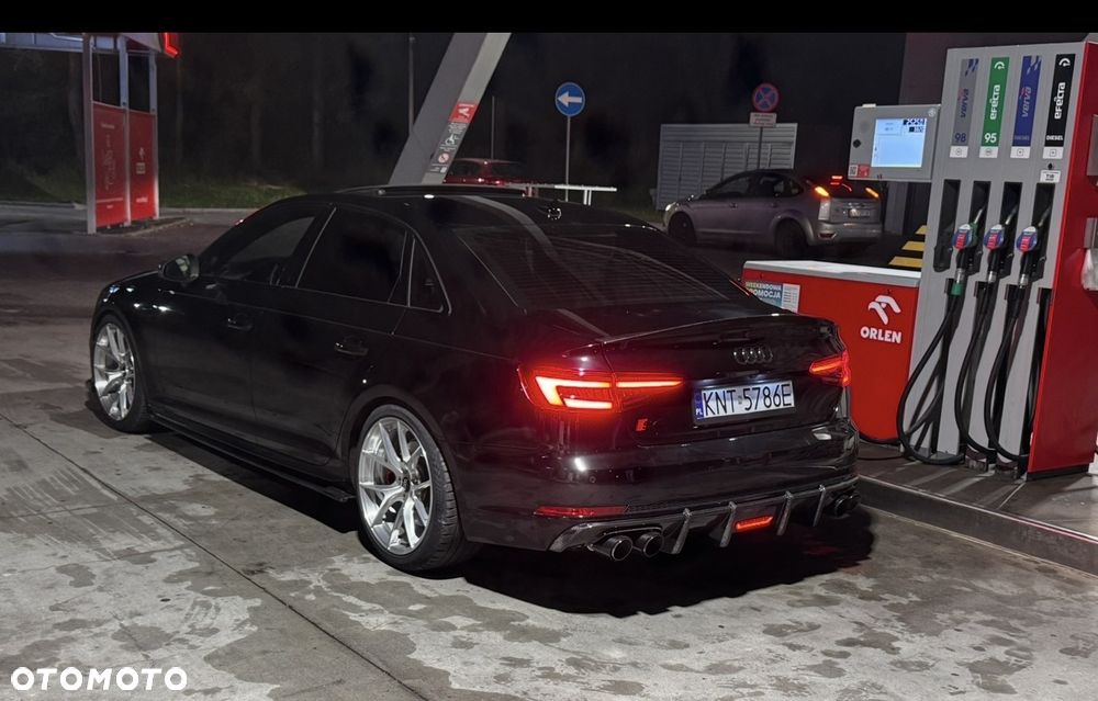 Audi S4 Limousine - 11