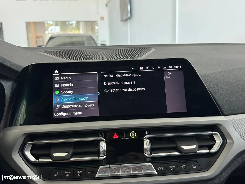 BMW 330 e Touring Pack M Auto - 25