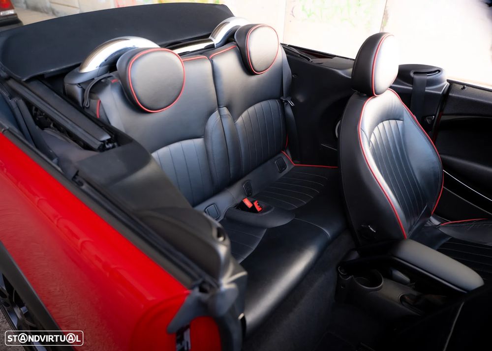 MINI Cabrio John Cooper Works 157g - 29