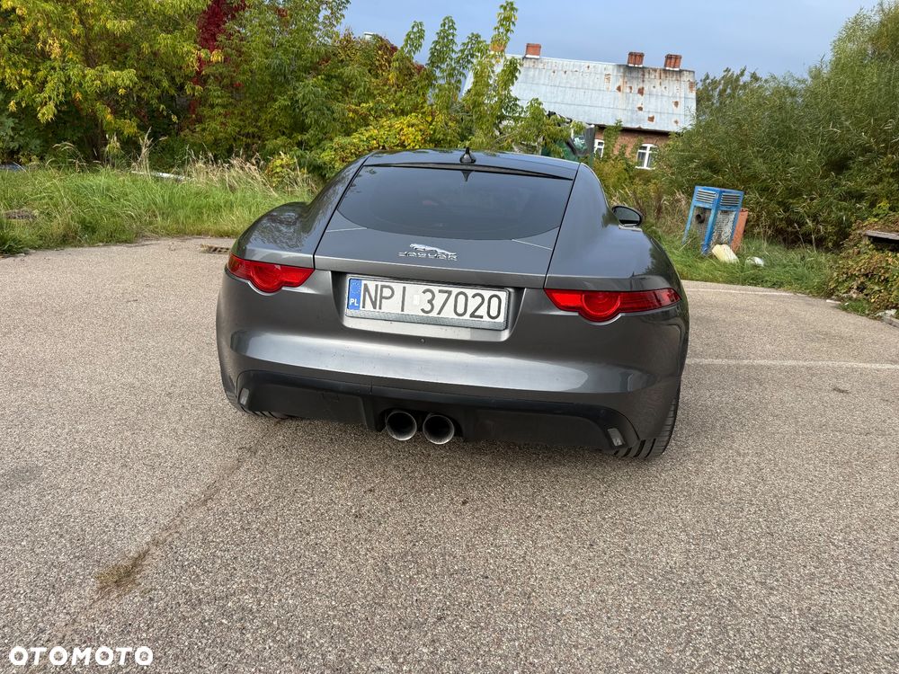 Jaguar F-Type - 6