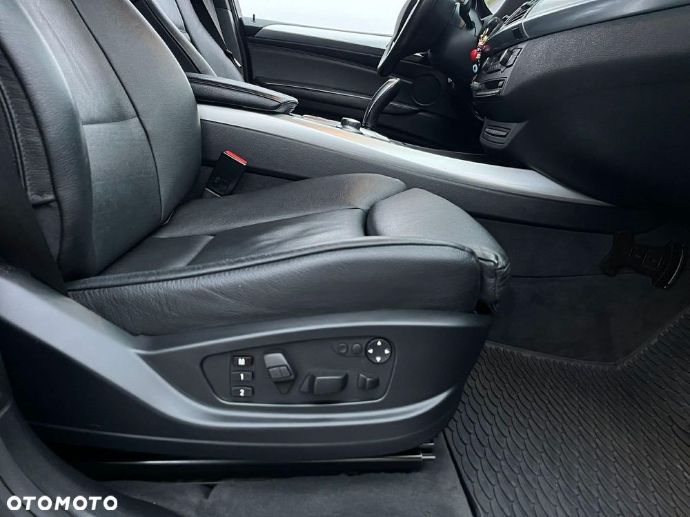 BMW X5 3.0d - 11