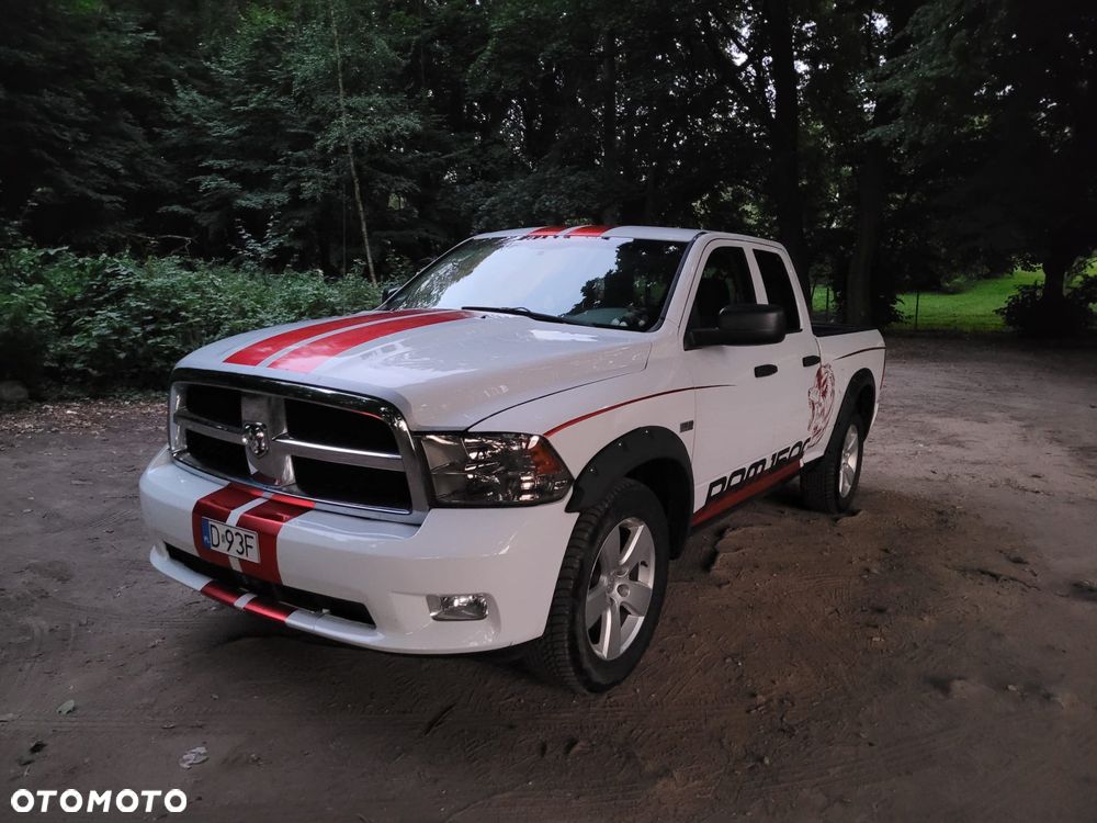 Dodge RAM 5.7 4x4 - 6