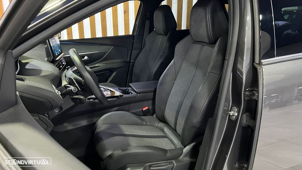 Peugeot 3008 1.6 Hybrid Allure Pack e-EAT8 - 11