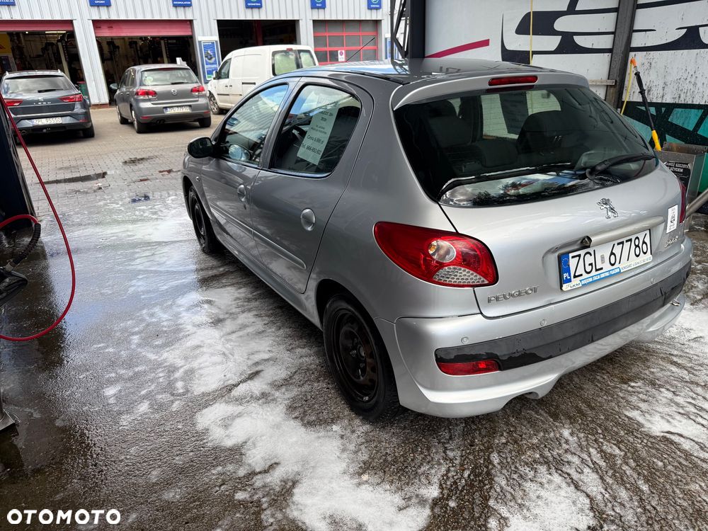 Peugeot 206 plus 206+ 1.1 Presence - 3