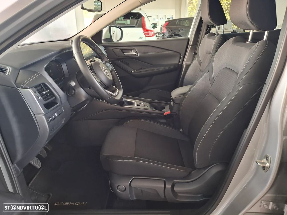 Nissan Qashqai 1.3 DIG-T N-Connecta LED - 13