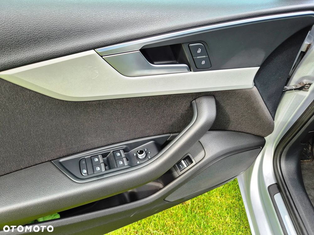 Audi A4 Limousine 2.0 TDI Quattro S tronic - 9