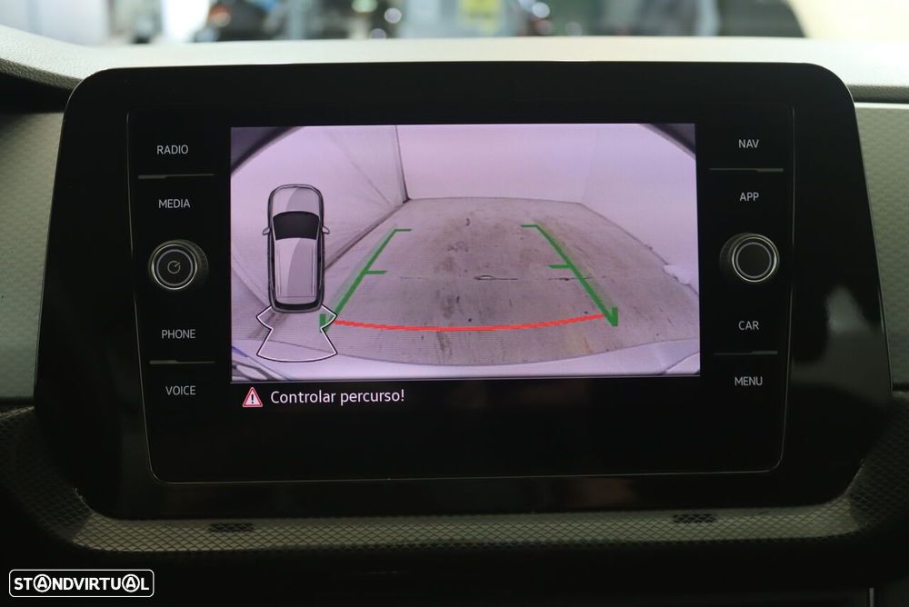 VW T-Cross 1.0 TSI Life - 21