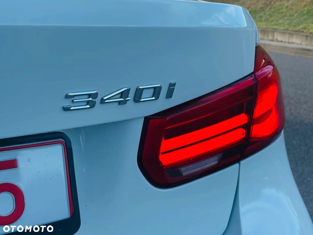 BMW Seria 3 340i Edition M Sport Shadow - 11