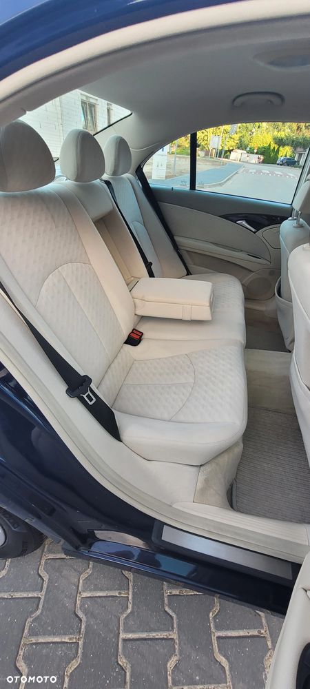Mercedes-Benz Klasa E 220 CDI Elegance - 29