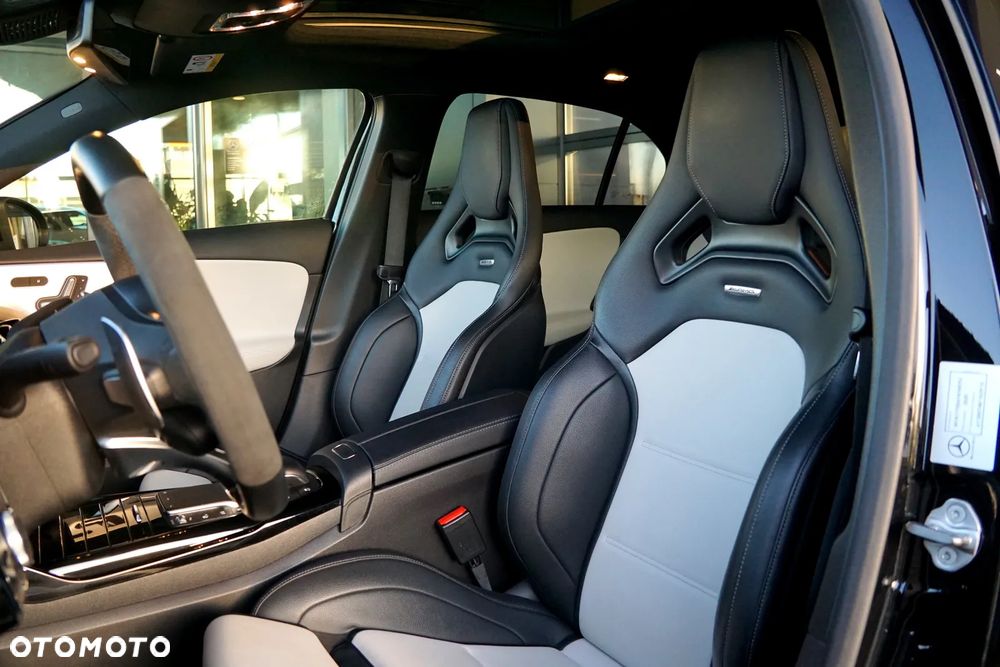 Mercedes-Benz Klasa A 45 S AMG 4-Matic 8G-DCT - 21