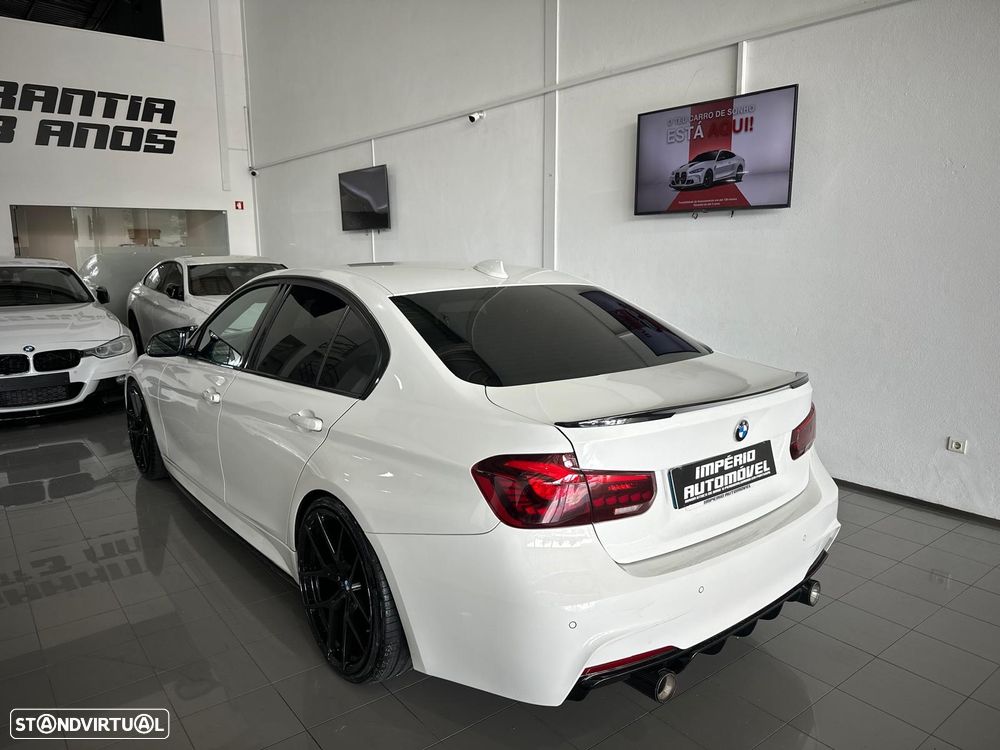 BMW 320 d Pack M - 31