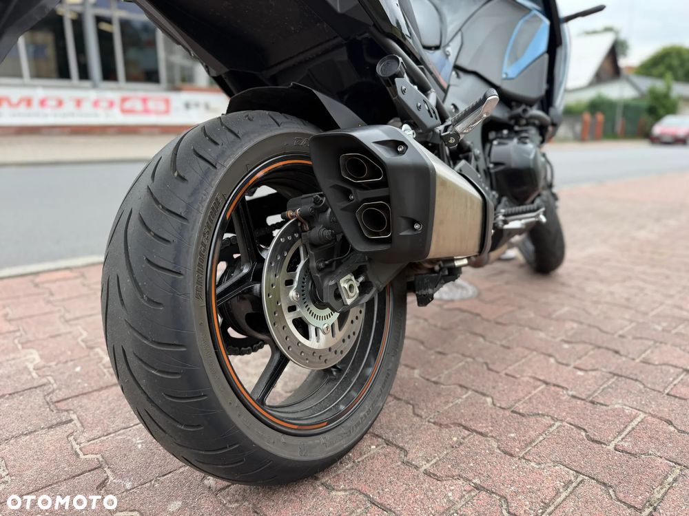 Kawasaki Versys 1000 - 5
