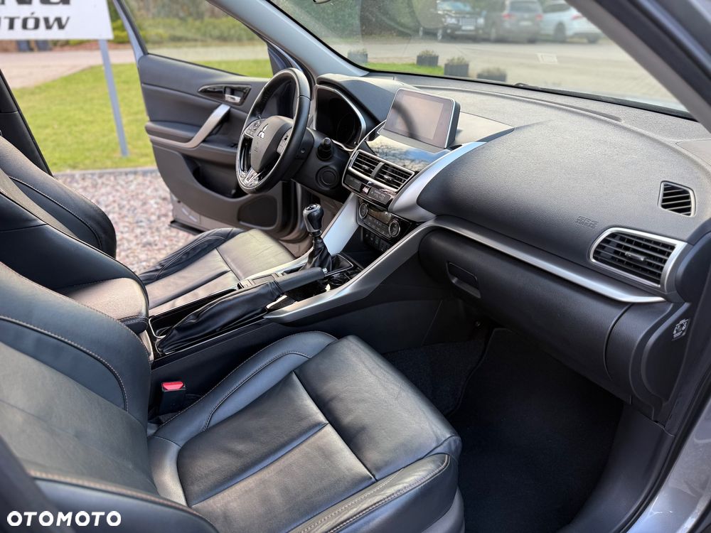 Mitsubishi Eclipse Cross - 35