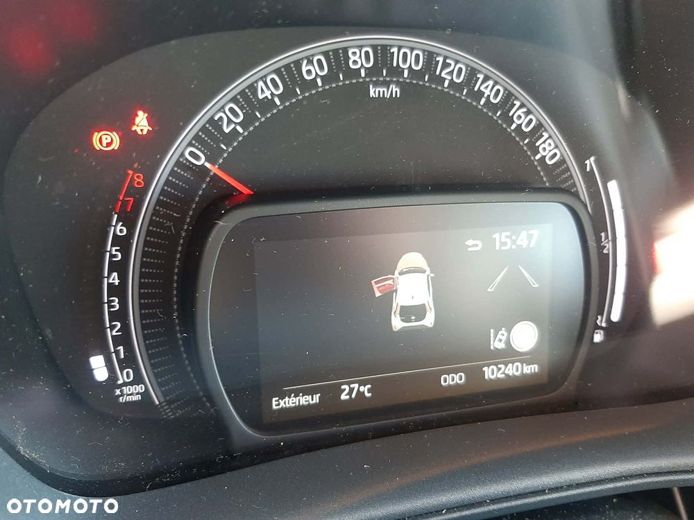 Toyota Aygo X Business Edition - 14