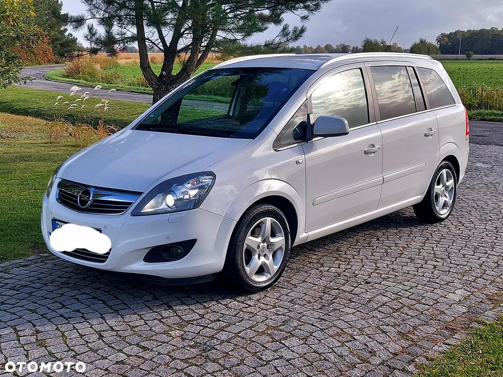 Opel Zafira 1.8 Design Edition - 2