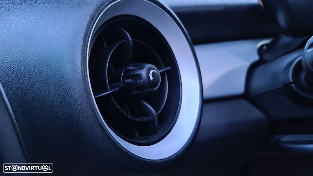 MINI 3 Portas Cooper D - 34