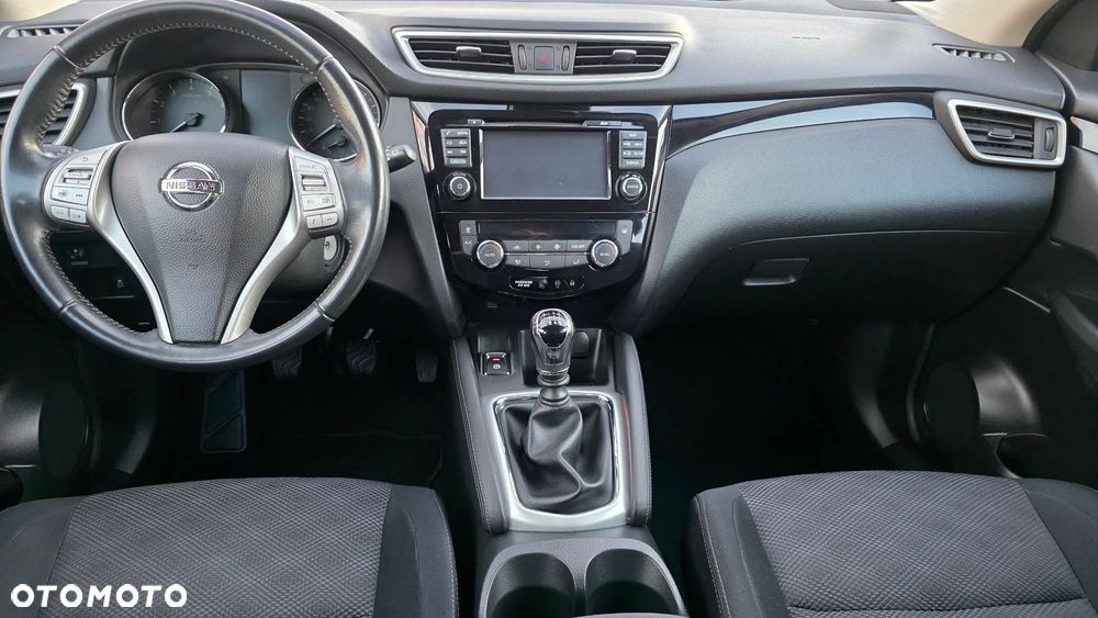 Nissan Qashqai 1.2 DIG-T N-Connecta EU6 - 19