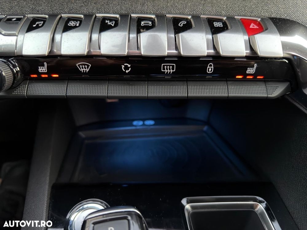 Peugeot 3008 PHEV EAT8 Allure - 7