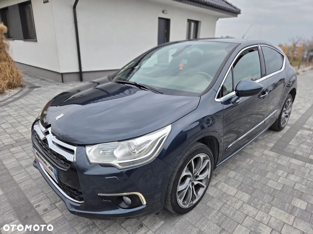 Citroën DS4 HDi 165 SoChic - 1
