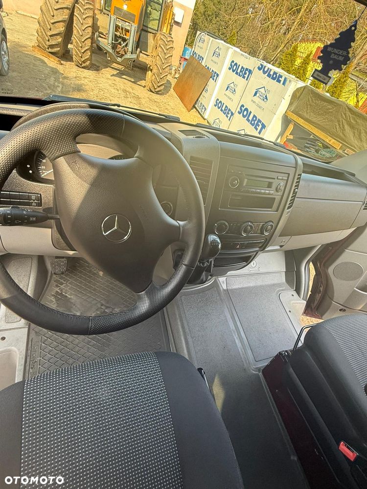 Mercedes-Benz Sprinter 906.211 - 9