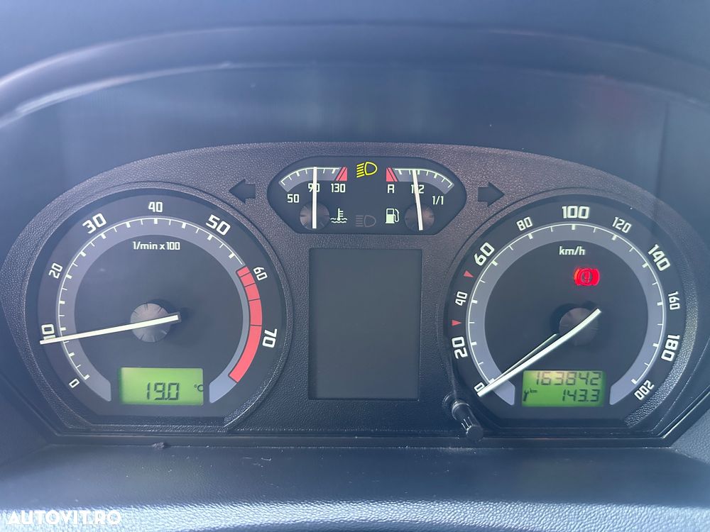 Skoda Fabia - 8