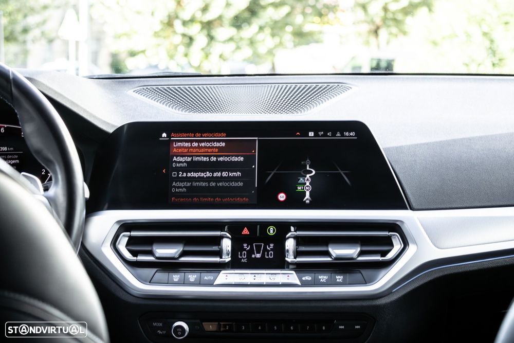 BMW 330 e Pack M Auto - 41