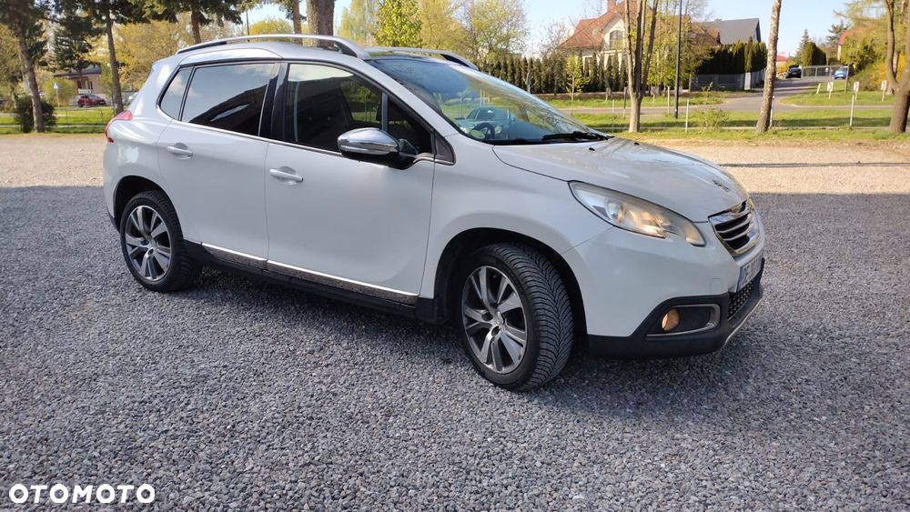 Peugeot 2008 e-HDi FAP 115 STOP & START Allure - 9