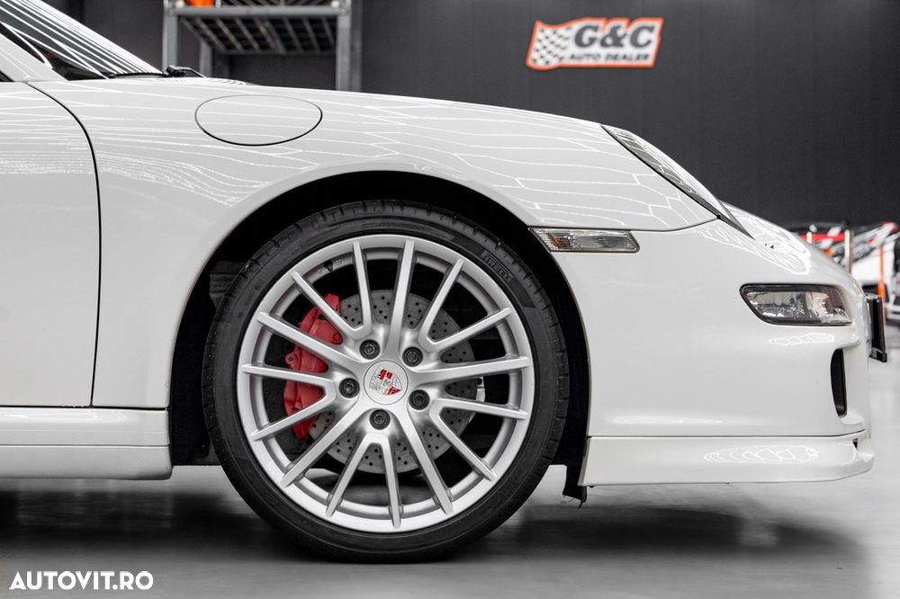 Porsche 911 - 9