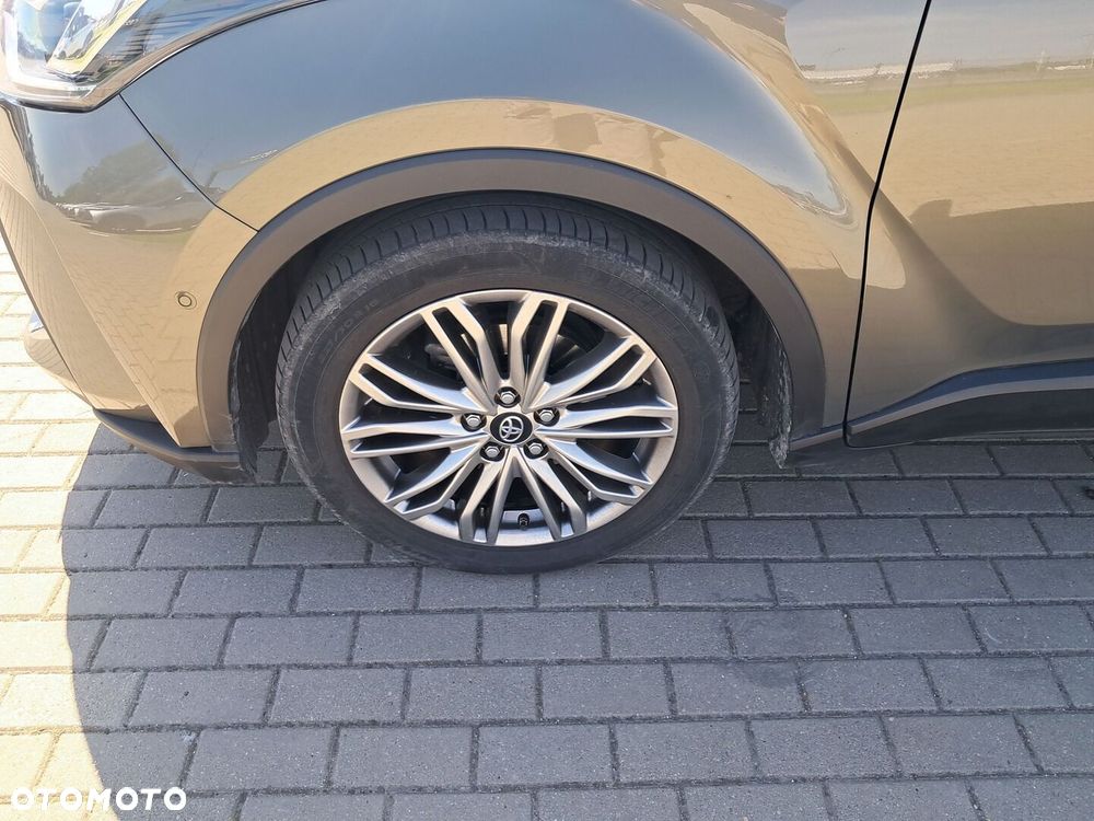 Toyota C-HR 2.0 Hybrid Executive - 17