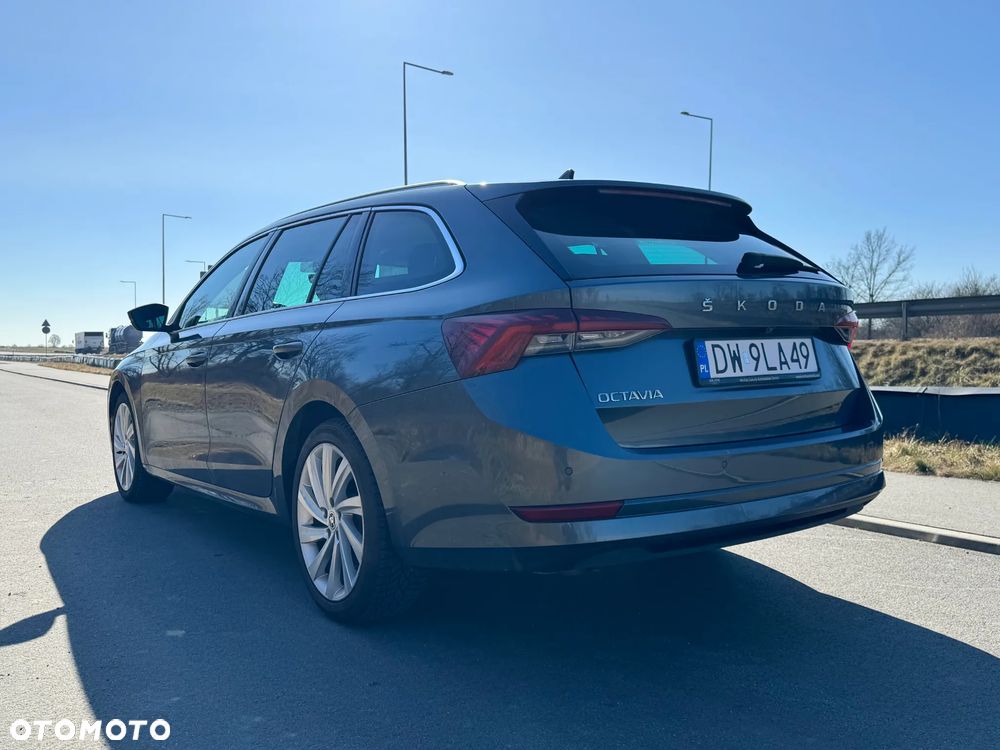 Skoda Octavia 2.0 TDI SCR Style DSG - 8