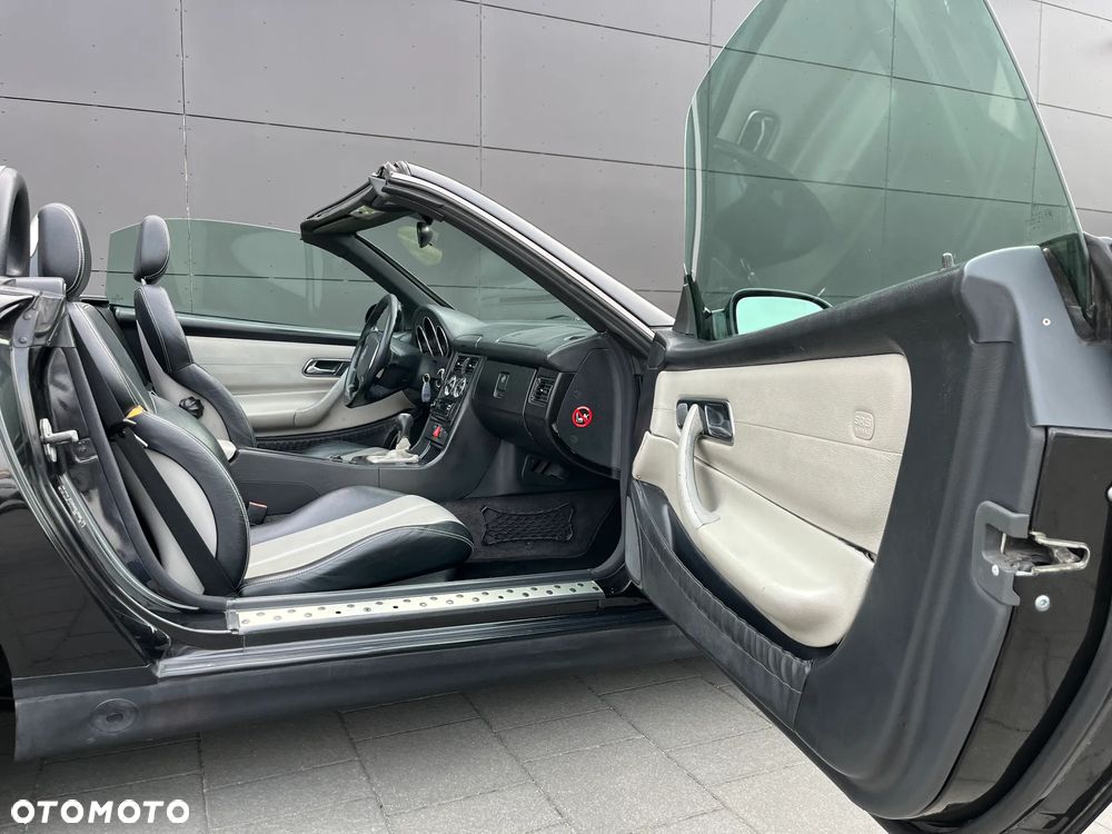 Mercedes-Benz SLK - 14
