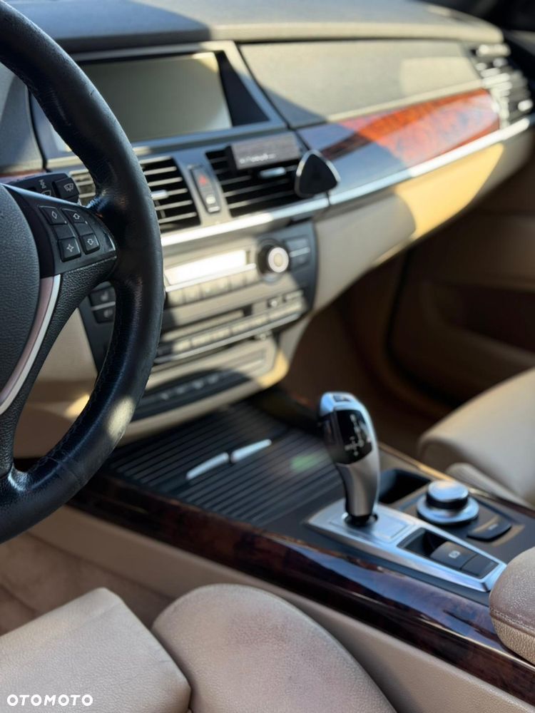 BMW X5 3.0 d - 8