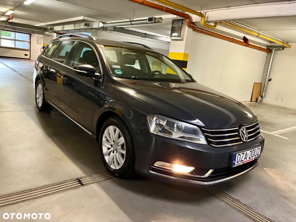 Volkswagen Passat 2.0 TDI Comfortline - 39