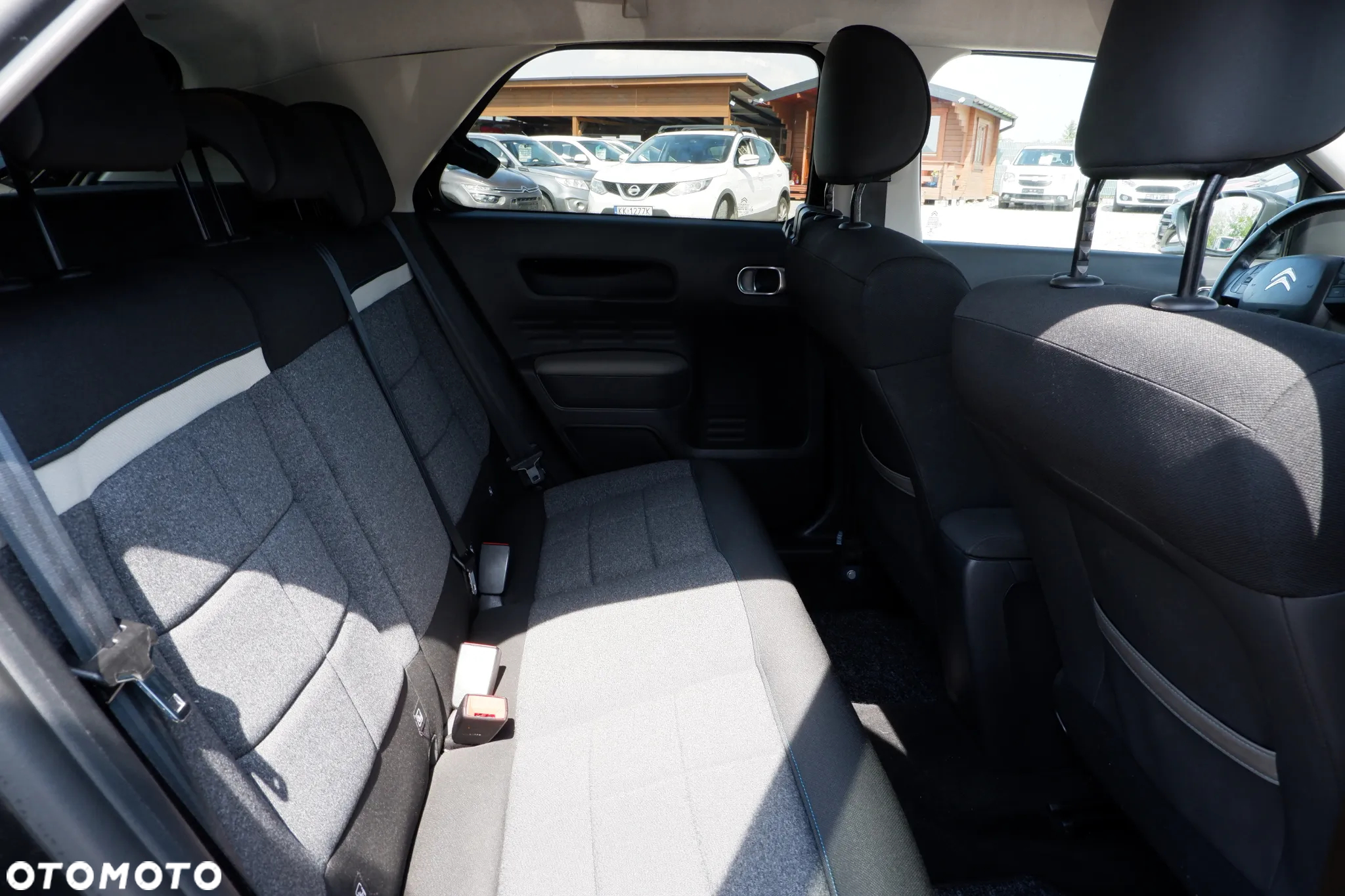 Citroën C4 Cactus Pure Tech 110 Stop&Start EAT6 Selection - 12